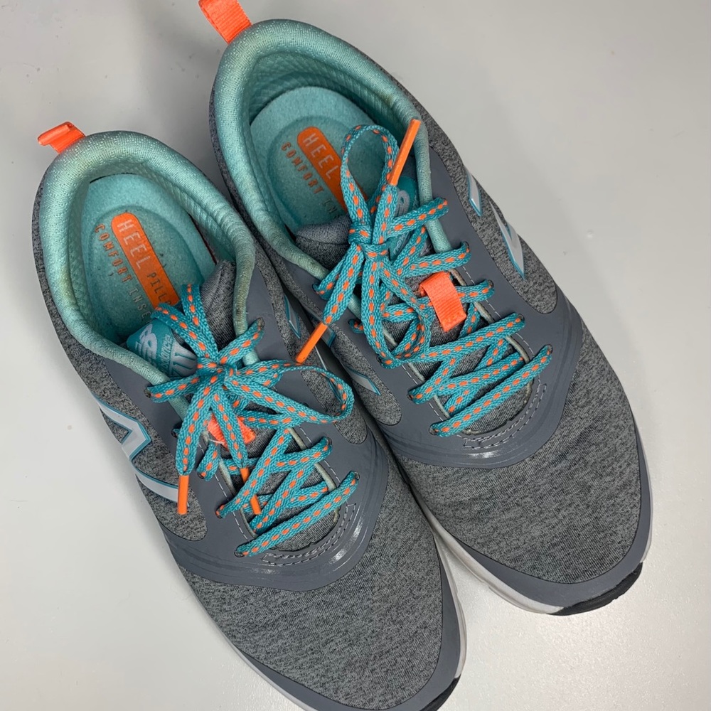 NEW BALANCE RUNNERS | SIZE 6 - Picture 6 of 7